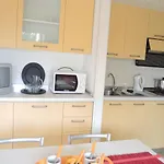 Cozy Flat Next To The Beach-beahost Appartement