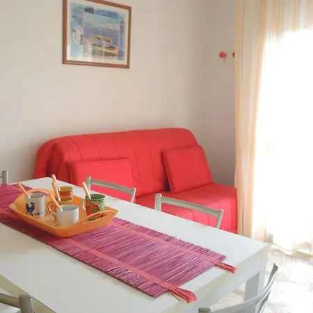 Cozy Flat Next To The Beach-beahost * 비비오네